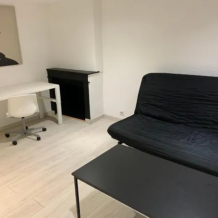 Appartement 1er Etage 42m2 hyper centre ville / parking gratuit-2