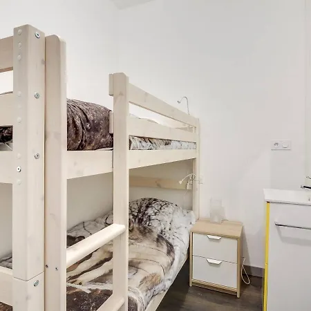 Appartement Cauterets, 4 pièces, 6 personnes - FR-1-401-136-3
