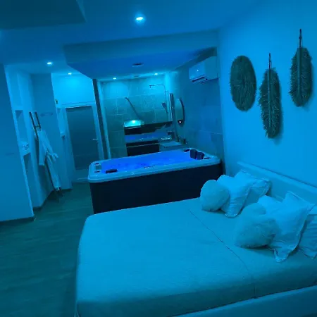 Superbe suite avec jacuzzi patio et sauna-3