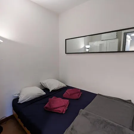 Appartement T2 bord et vue mer-2