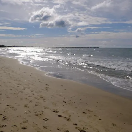 Residence Aquaplage 45M2 Front De Mer Plage Richelieu-3