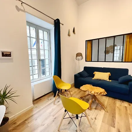Le Cosy-2