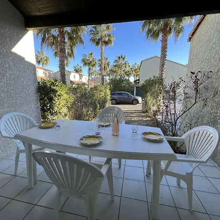 Pavillon à Valras-Plage avec Piscine, Jardinet, Proche Plage et Commerces, Capacité 6 Personnes - FR-1-701-23-2