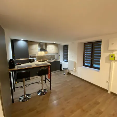 Appartement Meuble Au Coeur Du Centre-Ville-3
