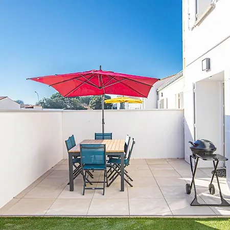 LE COMMODORE Maison avec piscine/parking/wifi/plages 5kms-3