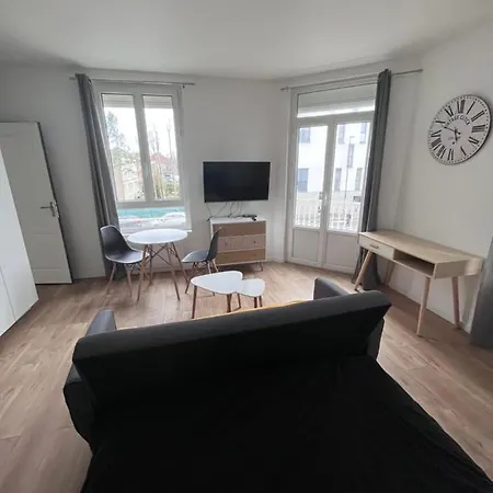 Le Lumineux-2