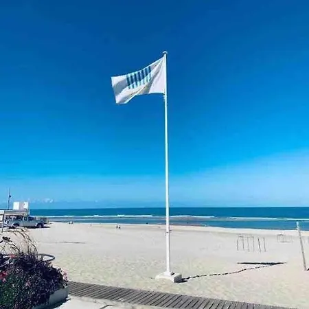 Soulac sur Mer à 50 m de la plage Beau T2 neuf idéalement placé-3