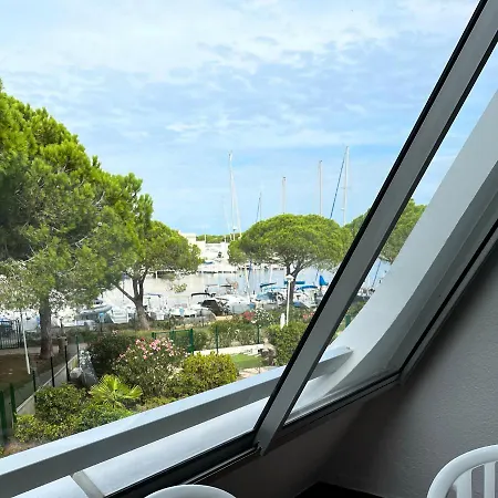 La Croisiere Studio Vue Port Et Marinas-3