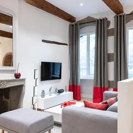 Altai Annecy Rent Lodge-2