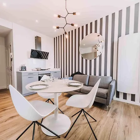 Nouveau studio grand luxe proximité siège Michelin-3