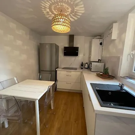 Nouveau! La p tite maison sur le port, Maison de pêcheurs, rénovée-2