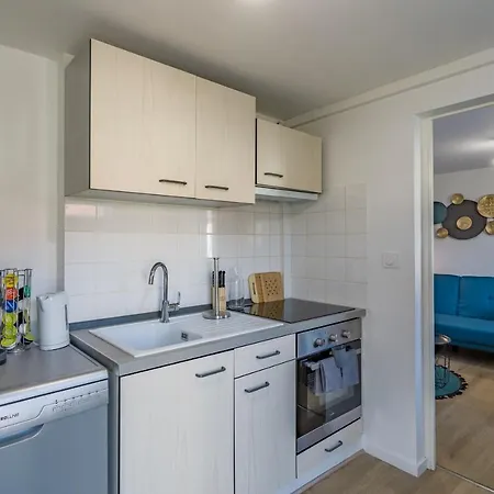 Le Cosy - Providence - Parking - Terrasse-2