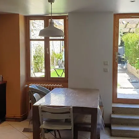 Jolie maison de rue-2