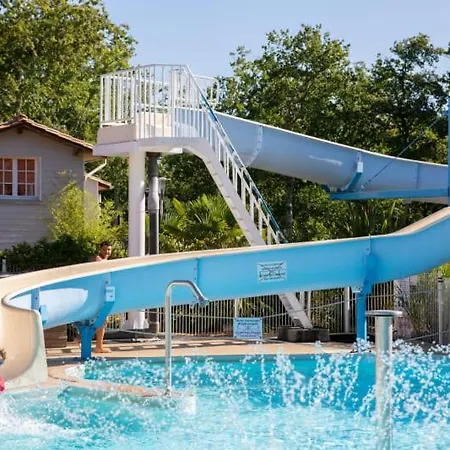Camping Officiel Siblu Domaine de Soulac-3