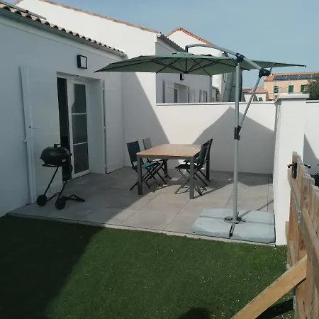 LA FREGATE Maison avec piscine/parking/wifi/plages 5kms-2