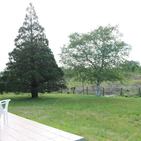 Maison Calme avec Jardin, Proche Lac et Centre, Animaux Bienvenus, Ménage Inclus - FR-1-319-408-3