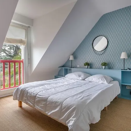 Villa pour 6 à 450m de la plage du Roalliguen-3
