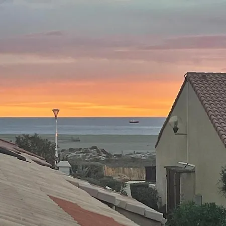 Maisonnette bord de plage-2