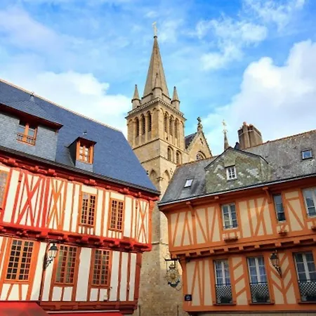 Studio Convivial En Plein Coeur Du Centre Historique De Vannes-2