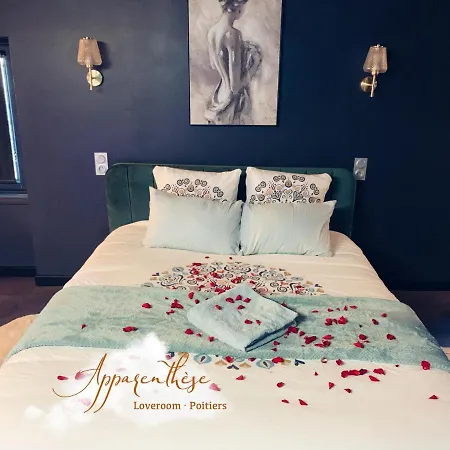 Apparenthèse Love Room Jacuzzi Sauna-3