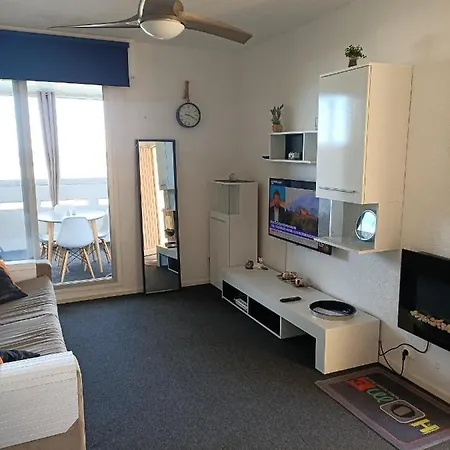 Studio Vue Mer 100 m de la plage-3