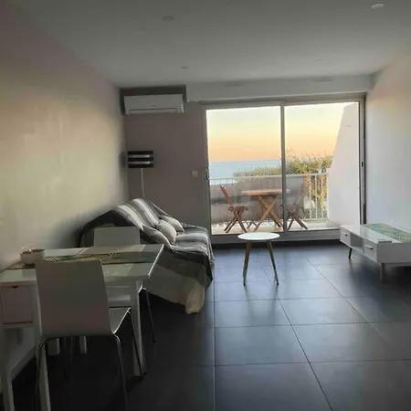 Studio Vue Mer Terrasse-3