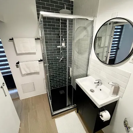 Hypercentre de Vienne appartement contemporain proche LYON-2