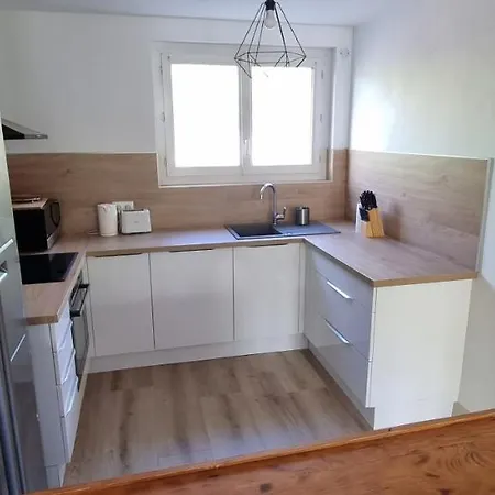 Logement refait à neuf - Clim&Parking privé-2