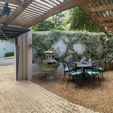 Gorgeous, Private Cottage In Prestigious Newlands.-2