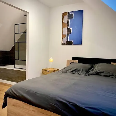 Appartement rénové proche Gare-3