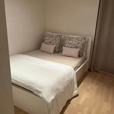 Saint-Cosme Home-2