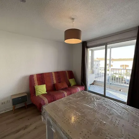 Studio 4 Pers, Loggia, Proche Plage, Parking Privé, Animaux Acceptés - FR-1-702-41-3