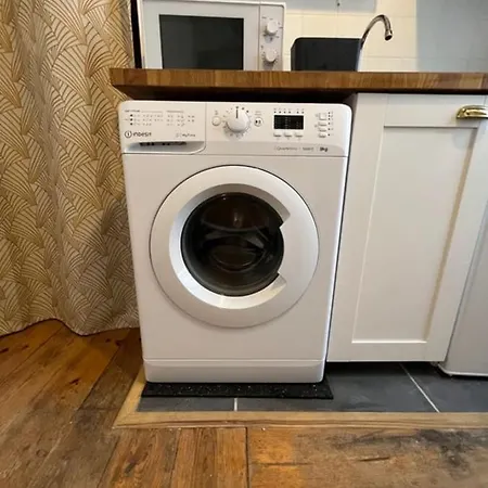 Cozy Studio In The Heart Of Clermont-Ferrand-2