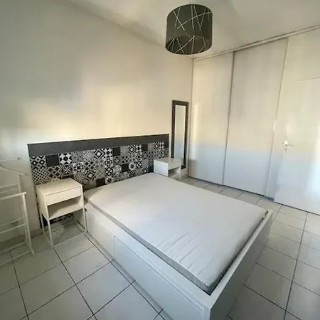 Appartement T2 avec terrasse-3