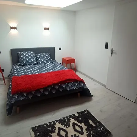 Loft 120m2 plein centre-ville de la Roche sur Yon-3