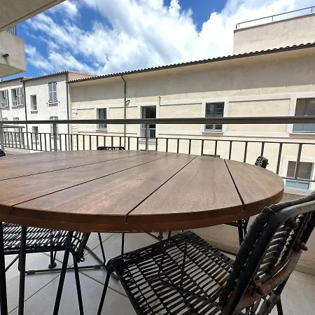 C31 - T2-Les Hauts du Port-parking-clim-wifi-50m du port-2
