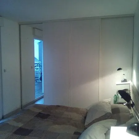 Grand T2 50m plage vue sur mer-3