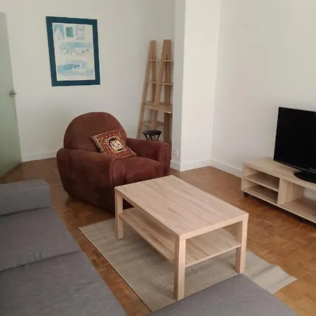 Appartement F2 Meuble Centre Ville-2