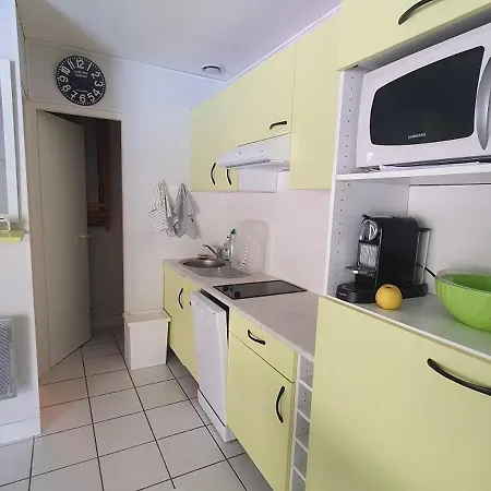 Appartement lumineux avec terrasse, proche des commodités, idéal pour 2 personnes - FR-1-648-148-3