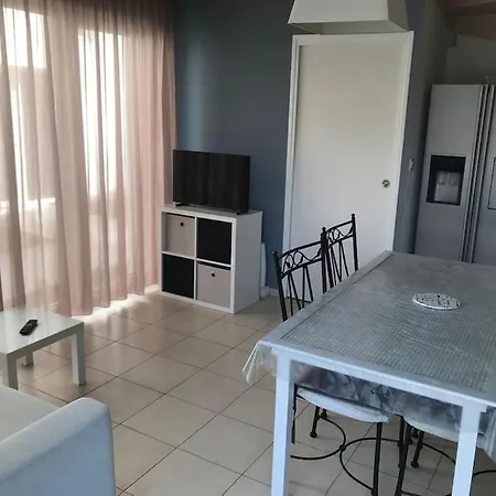 Villa récente 6 pers, piscine chauffée mer à 100 m-2