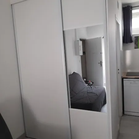 Promo Studio Wi-Fi à Courseulles-sur-Mer au 1er étage-3