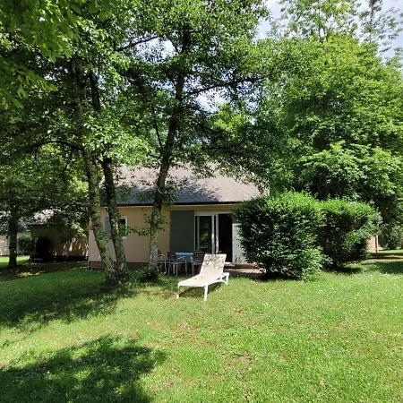 Village Nature, 19 gites, Piscine, Jacuzzi privé, Restaurant, à 4km de Conques-3