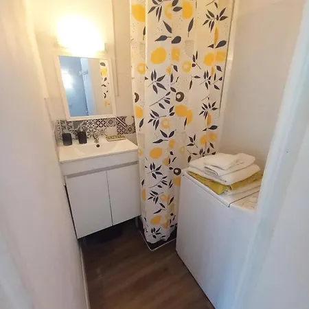 Vacances Avec Piscine Et Entree Autonome Dans Jolie Appartement Jusqu'A 4 Personnes-2