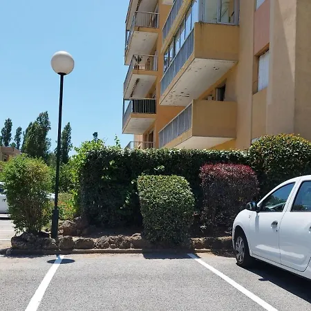 Studio Frejus 1-4 Pers Avec Parking Prive Residence 2Km Mer & Base Nature-2