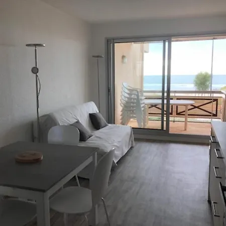 Appartement Renove 2 Chambres, Balcon, Parking - Soulac-Sur-Mer - Fr-1-648-3-3