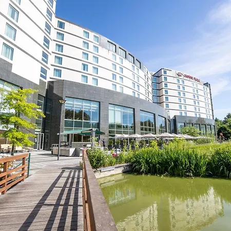 Crowne Plaza Brussels Airport By Ihg-3