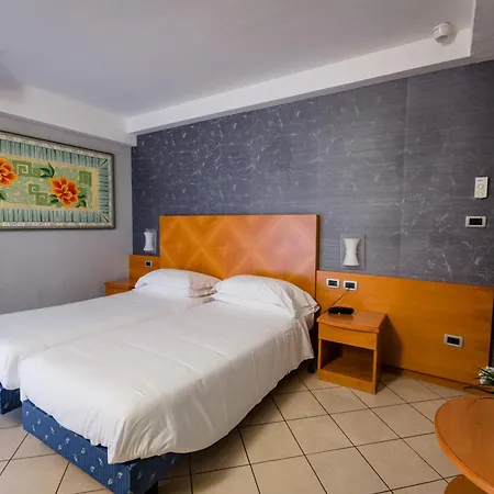 Hotel Centrale-3