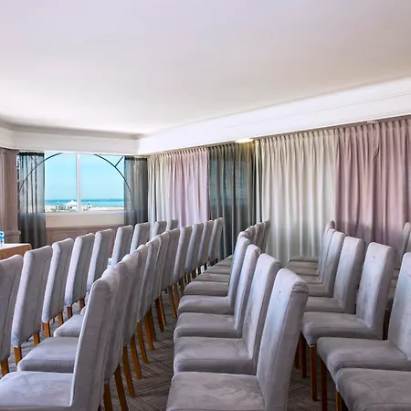 Grand Hôtel Les Flamants Roses Thalasso&Spa-2
