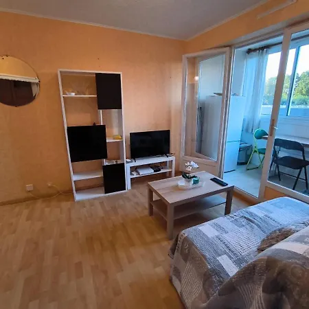 Appartement En Residence Avec Parking Prive.-3