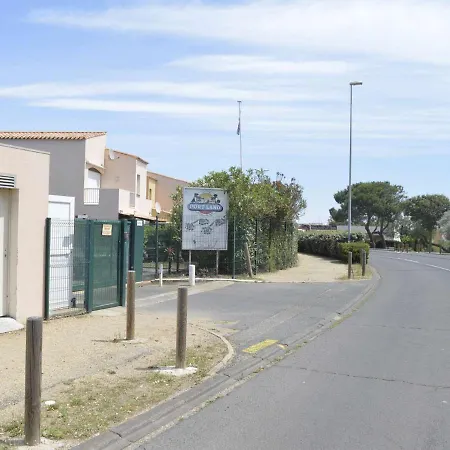 Appartement T3 Avec Terrasse, Piscine, Tennis Et Parking A 300M De La Plage - Cap D'Agde - Fr-1-249-84-3
